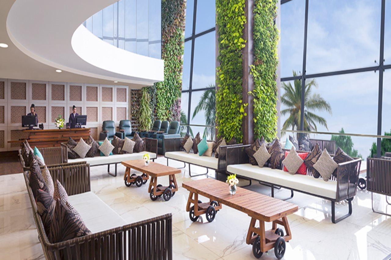 Regenta Central Hotel & Convention Centre Nagpur Eksteriør bilde