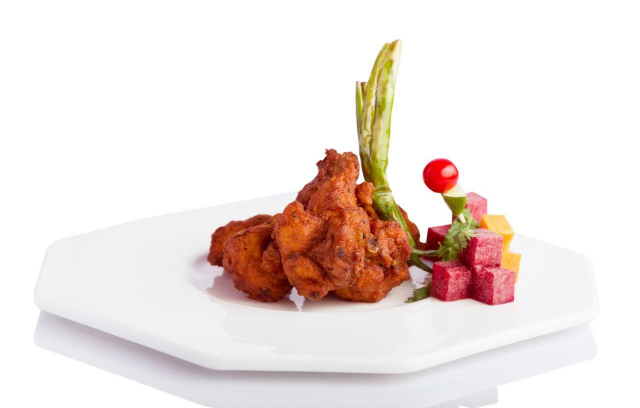 Regenta Central Hotel & Convention Centre Nagpur Eksteriør bilde