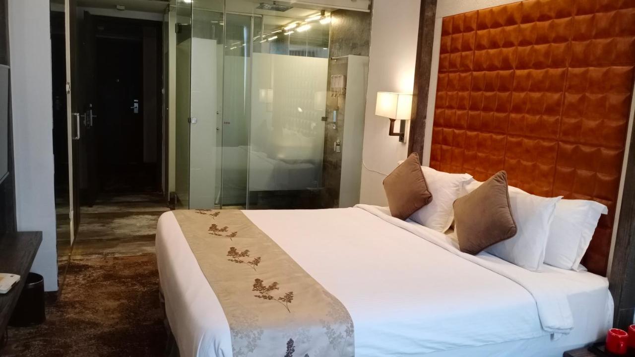 Regenta Central Hotel & Convention Centre Nagpur Eksteriør bilde