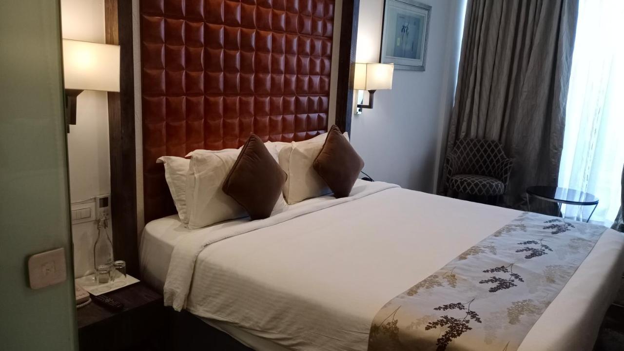 Regenta Central Hotel & Convention Centre Nagpur Eksteriør bilde